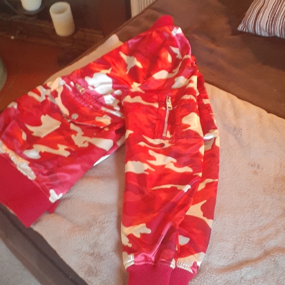 Guess bomber jacket - Picture 5 of 6